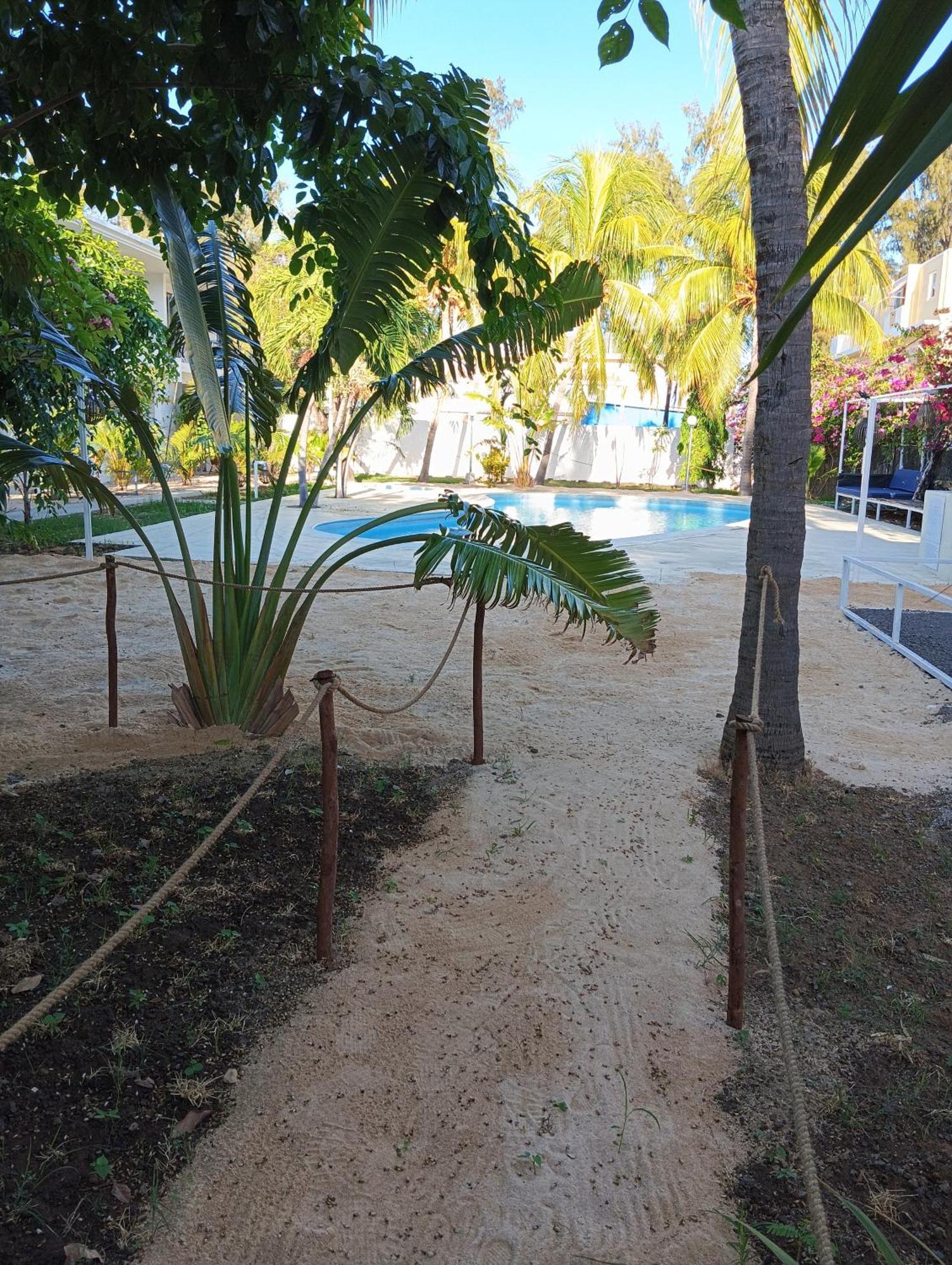 Exotica Sense Apart otel Flic-en-Flacq Dış mekan fotoğraf